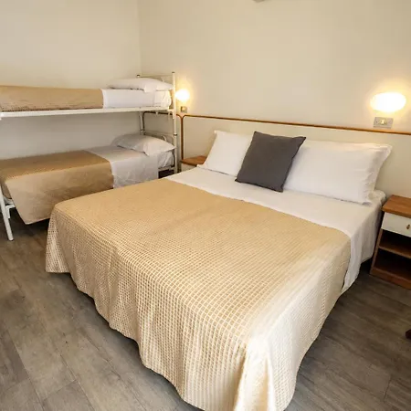 Hotel Miriam