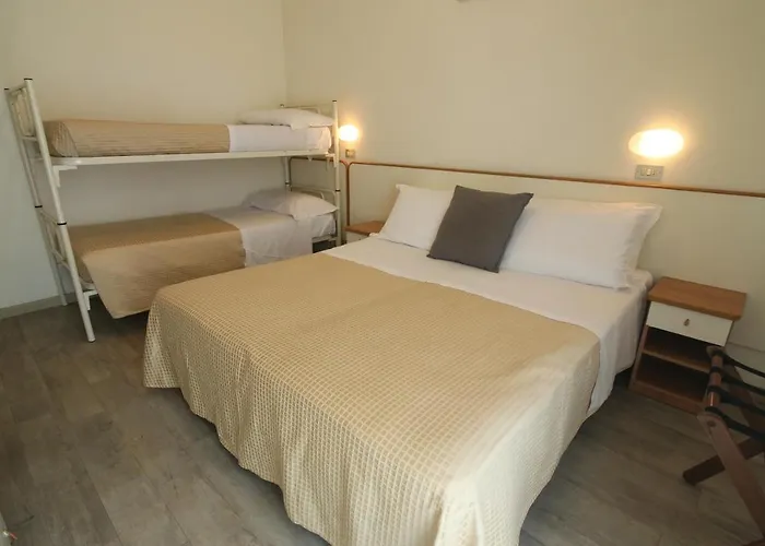 Miriam 3* רימיני